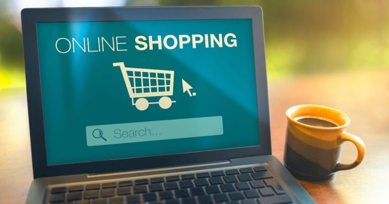 Se aborda la importancia que tiene un sitio web para un emprendedor y para la visibilidad y accesibilidad de la empresa, en las ventas.